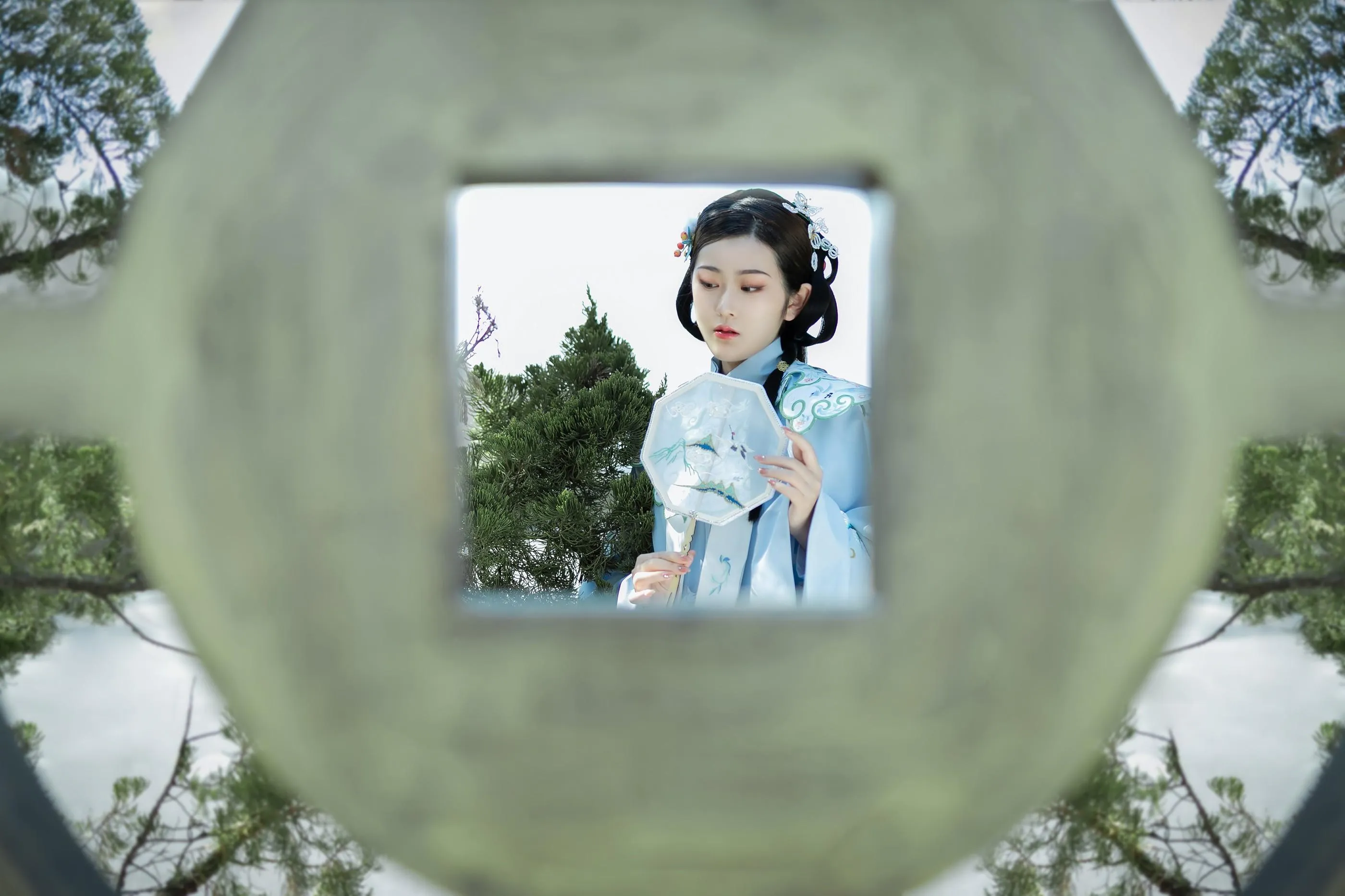 [YITUYU艺图语]2022.07.11 游园 是MiN呀 [32P]插图2